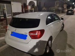 Bianco Usata 2013 Mercedes A180 Tre volumi | 8000 €