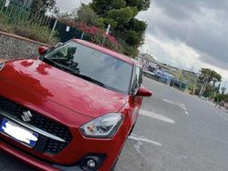 Rosso Usata 2022 Suzuki Swift Comfort Due volumi | 16.000 € (Buon prezzo)