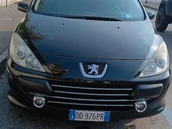 Nero Usata 2006 Peugeot 307 Tre volumi | 2500 € (Buon prezzo)