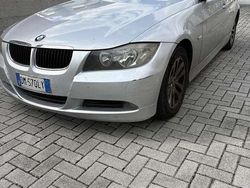 Usata 2009 BMW 318 Efficient Dynamics Station wagon | 3400 € (Ottimo prezzo)