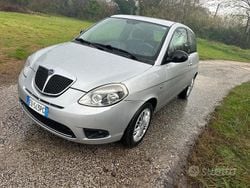 Grigio Usata 2011 Lancia Ypsilon Due volumi | 2000 € (Super prezzo)