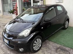 Nero Usata 2010 Toyota Aygo Edition Due volumi | 4700 € (Buon prezzo)
