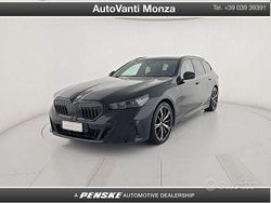 Nero Usata 2024 BMW 520 M Sport Station wagon | 56.490 € (Ottimo prezzo)