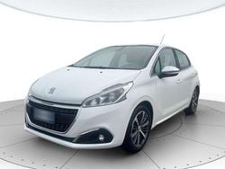 Bianco Usata 2017 Peugeot 208 Allure Due volumi | 7600 € (Ottimo prezzo)