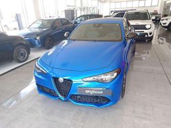 Blu Usata 2023 Alfa Romeo Giulia Veloce Tre volumi | 41.900 € (Molto cara)