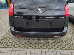 Nero Usata 2010 Peugeot 5008 Monovolume | 5500 € (Molto cara)