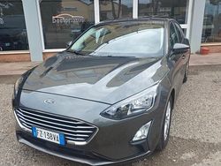 Marrone Usata 2019 Ford Focus Business Edition Tre volumi | 11.900 € (Buon prezzo)