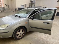 Usata 2004 Ford Focus Station wagon | 2000 € (Cara)