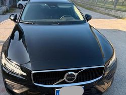 Usata 2023 Volvo V60 Station wagon | 34.000 € (Cara)