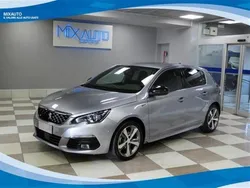 Argento Usata 2021 Peugeot 308 GT-line Tre volumi | 17.500 € (Buon prezzo)