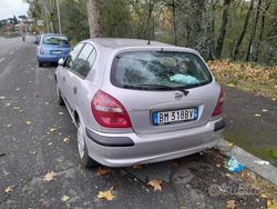 Grigio Usata 2000 Nissan Almera Tre volumi | 1200 €