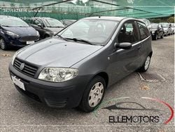 Grigio Usata 2004 Fiat Punto Tre volumi | 2799 € (Cara)