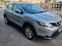 Grigio Usata 2017 Nissan Qashqai SUV | 11.900 € (Buon prezzo)
