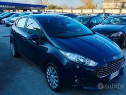 Blu Usata 2014 Ford Fiesta Due volumi | 4999 € (Buon prezzo)