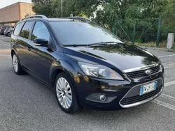 Nero Usata 2009 Ford Focus Titanium Station wagon | 2890 € (Buon prezzo)