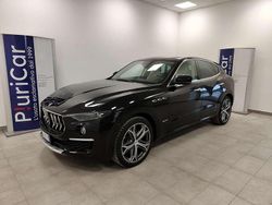Nero Usata 2021 Maserati Levante GranLusso SUV | 45.400 € (Buon prezzo)