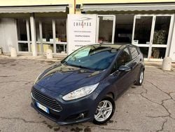Blu/azzurro Usata 2014 Ford Fiesta Titanium Tre volumi | 5500 € (Buon prezzo)