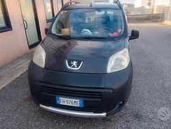 Nero Usata 2011 Peugeot Bipper Monovolume | 3500 €