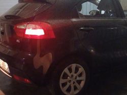 Nero Usata 2014 Kia Rio Station wagon | 5200 € (Ottimo prezzo)