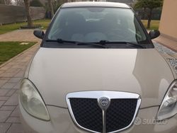 Usata 2009 Lancia Ypsilon Due volumi | 2500 € (Buon prezzo)