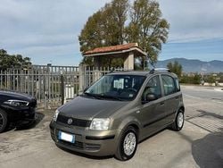 Grigio Usata 2010 Fiat Panda Due volumi | 4400 € (Buon prezzo)