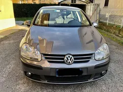 Grigio Usata 2007 VW Golf V Comfortline Tre volumi | 5499 € (Molto cara)