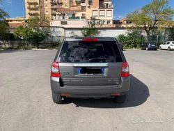 Grigio Usata 2009 Land Rover Freelander 2 SUV | 6500 € (Buon prezzo)