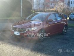 Rosso Usata 2019 Fiat Tipo Lounge Due volumi | 8990 € (Buon prezzo)
