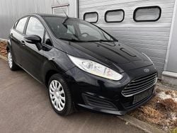 Nero Usata 2016 Ford T Titanium Tre volumi | 7499 €