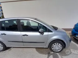 Usata 2009 Renault Modus Monovolume | 2000 € (Ottimo prezzo)