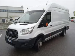 Bianco metallizzato Usata 2019 Ford Transit Trend Tre volumi | 18.900 € (Buon prezzo)