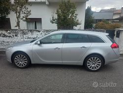 Grigio Usata 2011 Opel Insignia Cosmo Tre volumi | 8300 € (Molto cara)