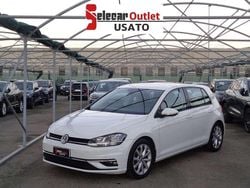 Bianco Usata 2018 VW Golf VII Executive Tre volumi | 14.500 € (Buon prezzo)