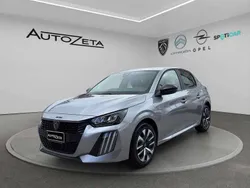 Grigio Nuova 2025 Peugeot 208 Style Due volumi | 17.800 € (Buon prezzo)