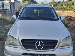 Argento Usata 2001 Mercedes ML320 SUV | 7900 € (Buon prezzo)