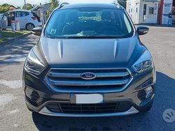 Grigio Usata 2019 Ford Kuga Business Edition SUV | 13.500 € (Ottimo prezzo)