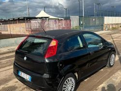 Usata 2007 Fiat Punto Due volumi | 1500 € (Buon prezzo)