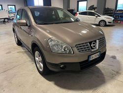 Grigio Usata 2009 Nissan Qashqai Tekna SUV | 4500 € (Buon prezzo)