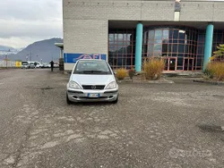 Grigio Usata 2002 Mercedes A170 Avantgarde Tre volumi | 900 € (Ottimo prezzo)
