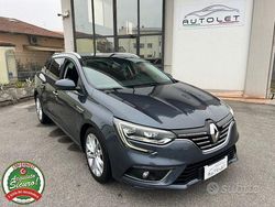 Azzurro Usata 2018 Renault Mégane GrandTour Intens Station wagon | 10.499 € (Buon prezzo)