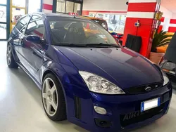 Blu/azzurro Usata 2003 Ford Focus RS Tre volumi | 33.800 €