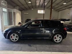 Nero Usata 2002 Alfa Romeo 147 GTA Due volumi | 22.500 € (Ottimo prezzo)