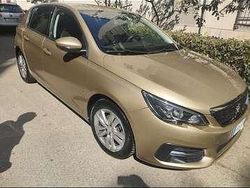 Usata 2018 Peugeot 308 Active Tre volumi | 10.500 € (Buon prezzo)