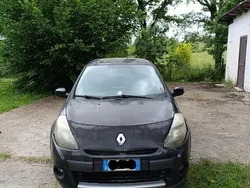 Usata 2010 Renault Clio II Due volumi | 1300 € (Ottimo prezzo)