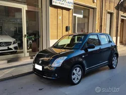 Nero Usata 2008 Suzuki Swift Tre volumi | 4500 €