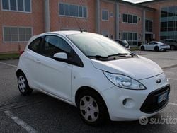 Bianco Usata 2015 Ford Ka Titanium Tre volumi | 5500 € (Buon prezzo)