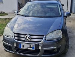 Grigio Usata 2009 VW Golf V Station wagon | 2900 € (Ottimo prezzo)