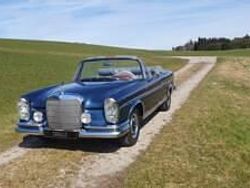 Blu Usata 1967 Mercedes 300 SE Cabrio | 199.500 €