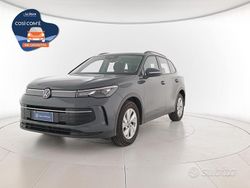 Dolphin grey metallizzato Usata 2025 VW Tiguan R-line Plus SUV | 37.700 € (Cara)