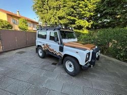Bianco Usata 2015 Land Rover Defender SUV | 49.500 € (Ottimo prezzo)